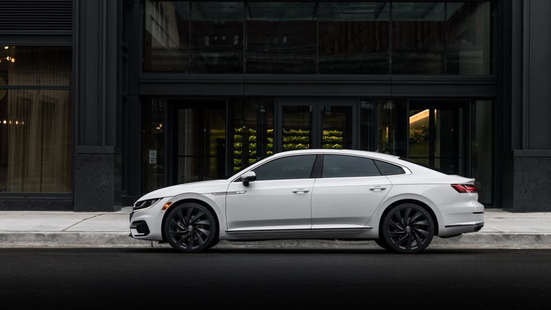 Illustration for article titled The Long-Delayed 2019 Volkswagen Arteon Will Start at $35,845Â